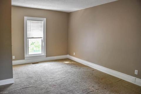 116 Maple Ave SE, Massillon, OH 44646 photo 10