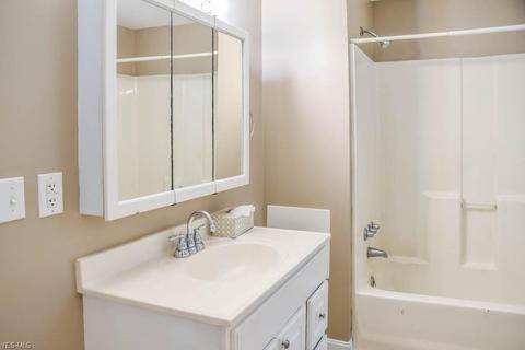 116 Maple Ave SE, Massillon, OH 44646 photo 16