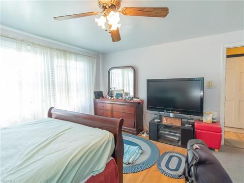 80 E 216th St, Euclid, OH 44123 photo 10