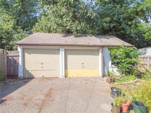 80 E 216th St, Euclid, OH 44123 photo 22