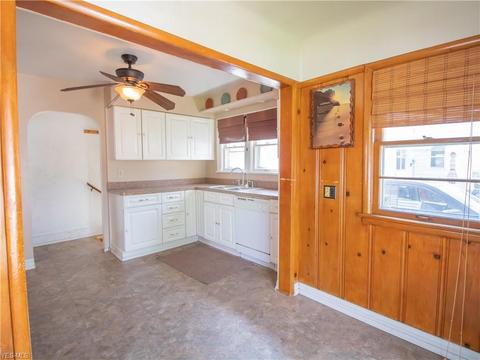 244 E 218th St, Euclid, OH 44123 photo 7
