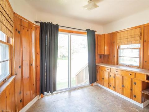 244 E 218th St, Euclid, OH 44123 photo 8