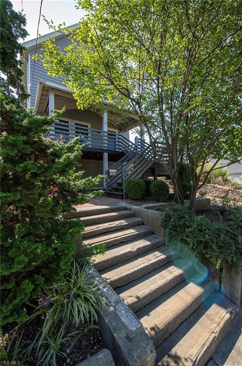 2442 W 7 St, Cleveland, OH 44113 photo 1