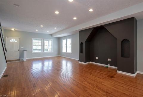 2442 W 7 St, Cleveland, OH 44113 photo 12