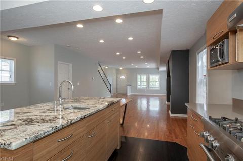 2442 W 7 St, Cleveland, OH 44113 photo 6
