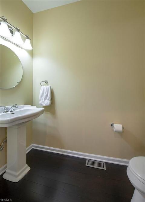 2442 W 7 St, Cleveland, OH 44113 photo 17