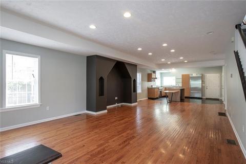 2442 W 7 St, Cleveland, OH 44113 photo 11