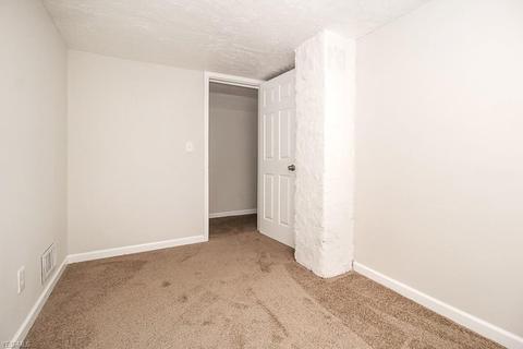 907 E 35th St, Lorain, OH 44055 photo 15