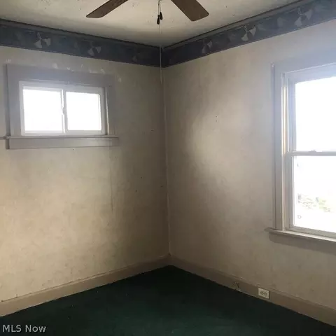 5507 Clement Ave, Maple Heights, OH 44137 photo 13