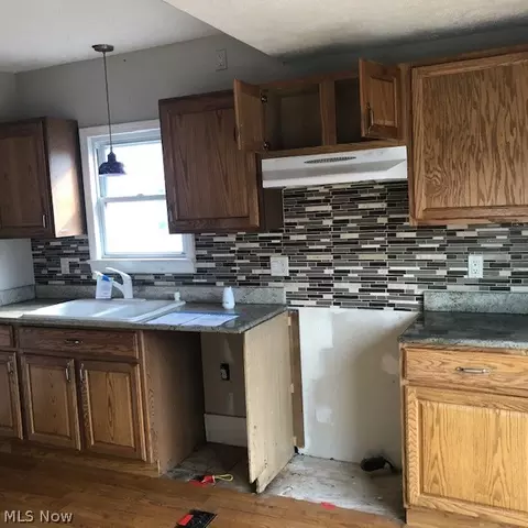 5507 Clement Ave, Maple Heights, OH 44137 photo 7