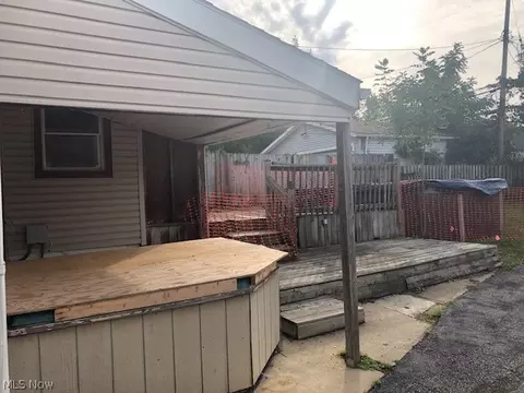 5507 Clement Ave, Maple Heights, OH 44137 photo 10