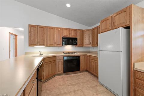 3621 Main St, Perry, OH 44081 photo 9