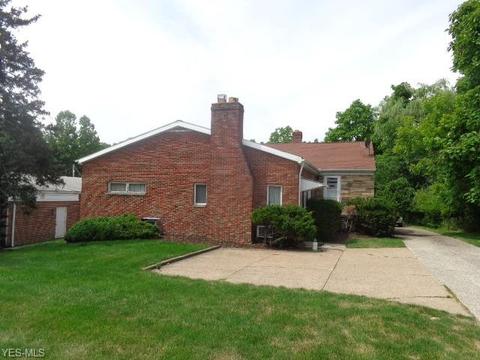 7454 State Rd, Parma, OH 44134 photo 1