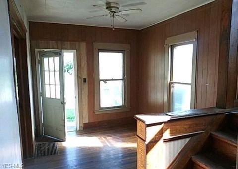 1016 W 50th St, Ashtabula, OH 44004 photo 6