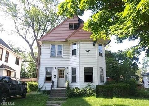 1016 W 50th St, Ashtabula, OH 44004 photo 1