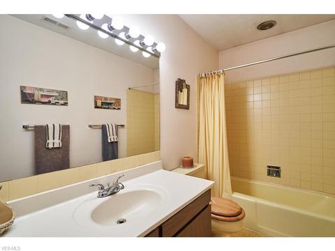 855 Old Spring Rd, Copley, OH 44321 photo 15