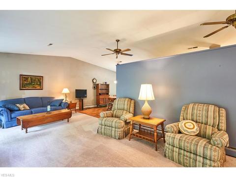 855 Old Spring Rd, Copley, OH 44321 photo 3