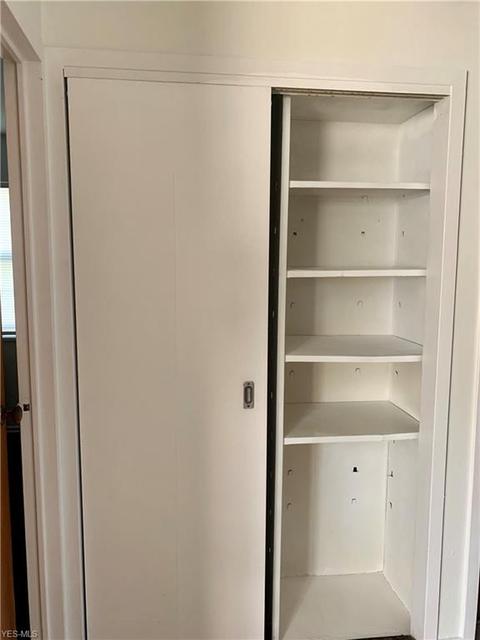345 E 235, Euclid, OH 44123 photo 20