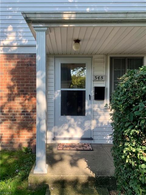 345 E 235, Euclid, OH 44123 photo 2