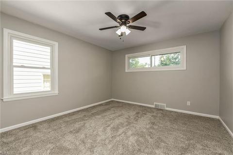 310 E 262nd St, Euclid, OH 44132 photo 15