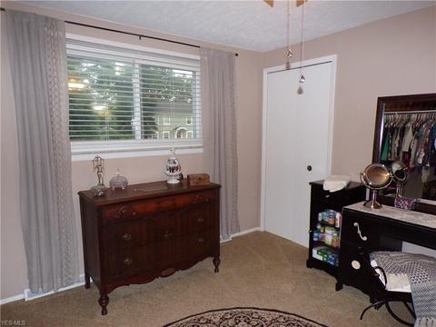 6064 Collins Rd, Mentor, OH 44060 photo 23