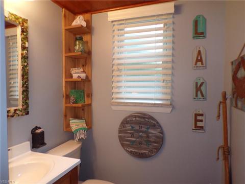6064 Collins Rd, Mentor, OH 44060 photo 25