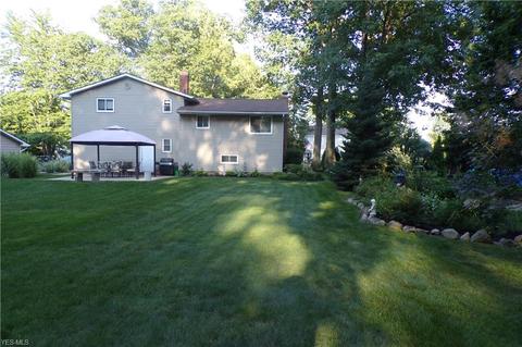 6064 Collins Rd, Mentor, OH 44060 photo 5