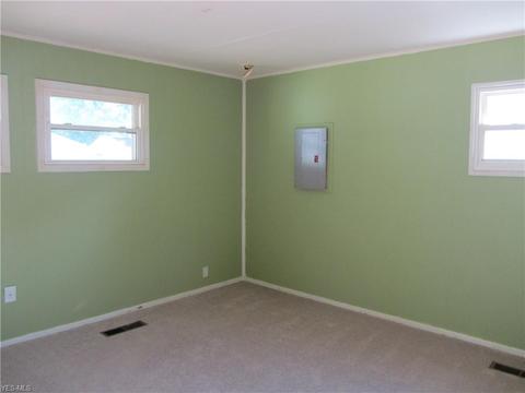 455 Olivet Dr, Elyria, OH 44035 photo 6