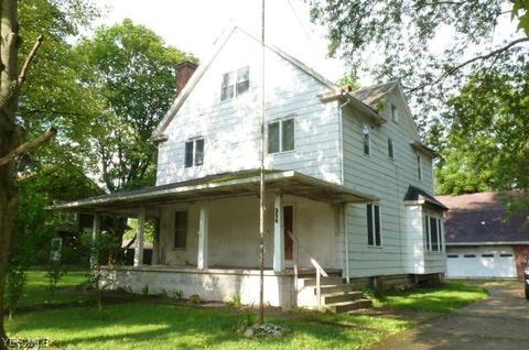 356 Poland Ave, Struthers, OH 44471 photo 1