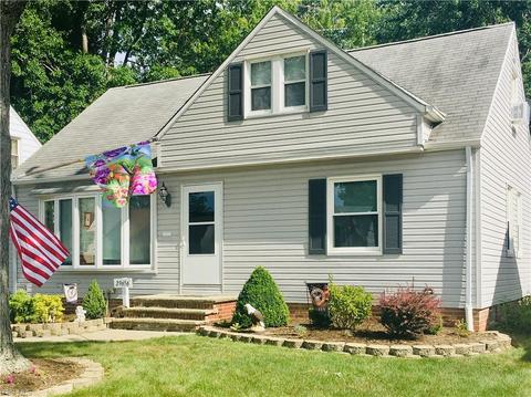 29656 Phillips Ave, Wickliffe, OH 44092 photo 1