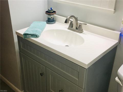 29656 Phillips Ave, Wickliffe, OH 44092 photo 17