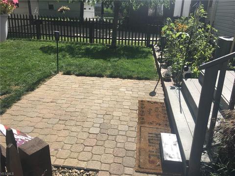 29656 Phillips Ave, Wickliffe, OH 44092 photo 3
