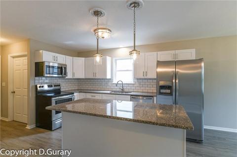 1679 E 29th St, Lorain, OH 44055 photo 2