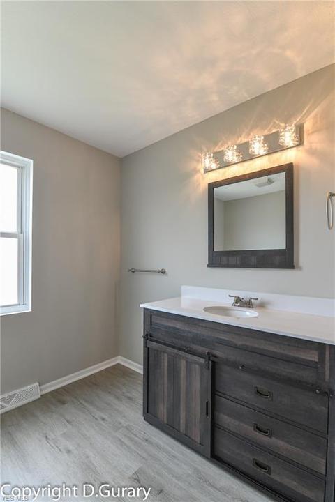 1679 E 29th St, Lorain, OH 44055 photo 19