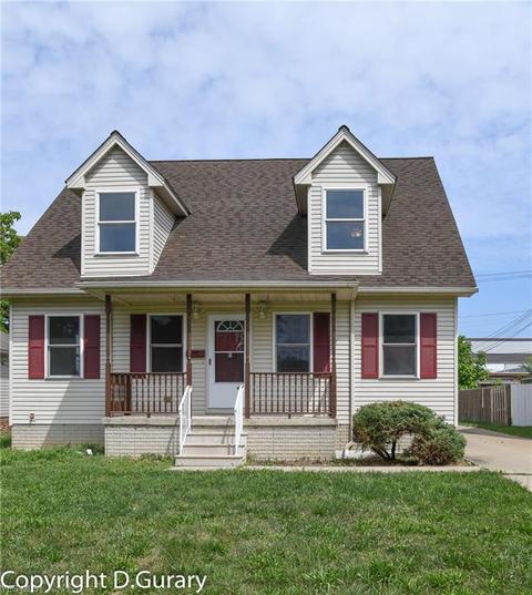 1679 E 29th St, Lorain, OH 44055 photo 1
