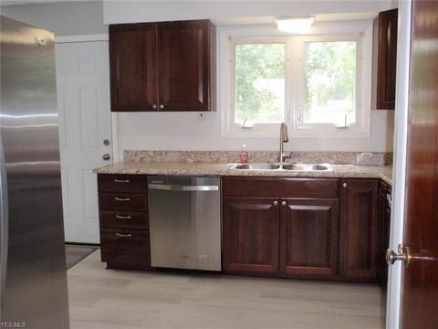116 Elma Dr, Elyria, OH 44035 photo 6