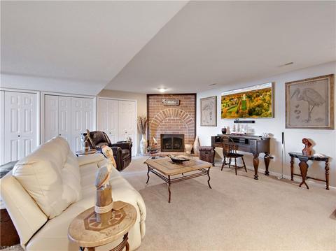 1372 Stardust Ave NW, Canton, OH 44708 photo 32