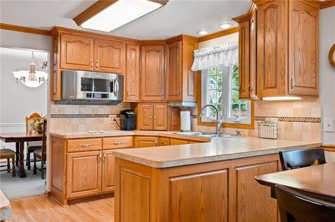 116 Buckingham Dr, Elyria, OH 44035 photo 14