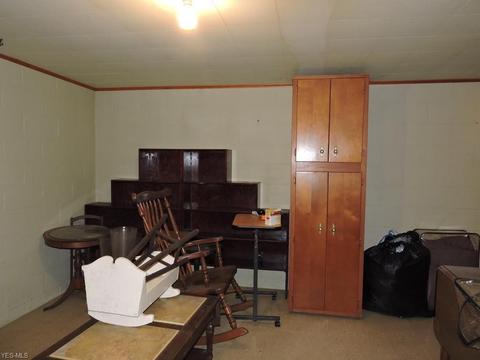 2201 Crosshaven Rd NW, Canton, OH 44708 photo 22