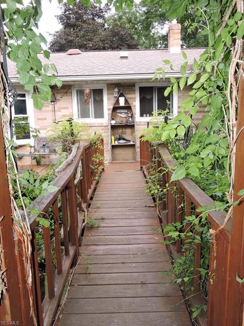 2201 Crosshaven Rd NW, Canton, OH 44708 photo 31