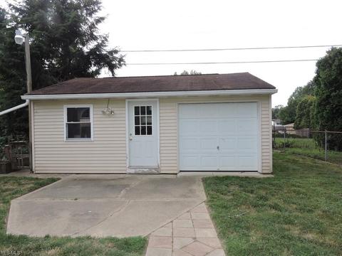 2201 Crosshaven Rd NW, Canton, OH 44708 photo 33