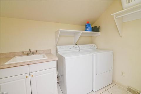 130 Oak Tree Dr, Canfield, OH 44406 photo 28
