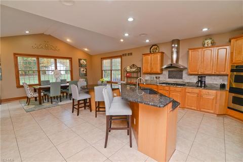 130 Oak Tree Dr, Canfield, OH 44406 photo 17