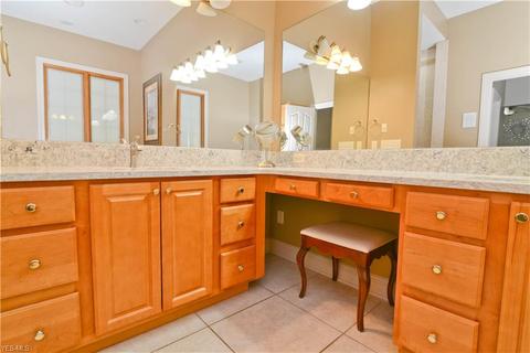130 Oak Tree Dr, Canfield, OH 44406 photo 27