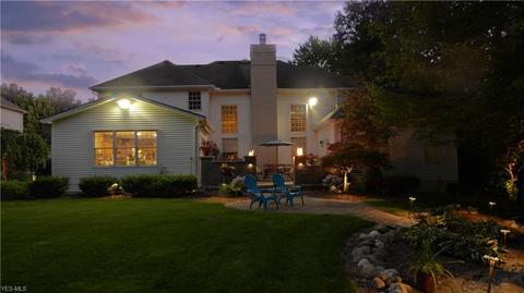 130 Oak Tree Dr, Canfield, OH 44406 photo 2