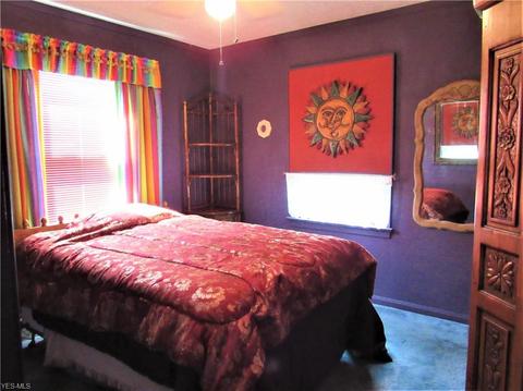 664 Lucille Ave, Akron, OH 44310 photo 6