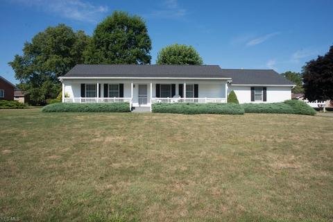 195 Allison Ave, Killbuck, OH 44637 photo 1