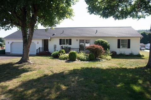 195 Allison Ave, Killbuck, OH 44637 photo 3