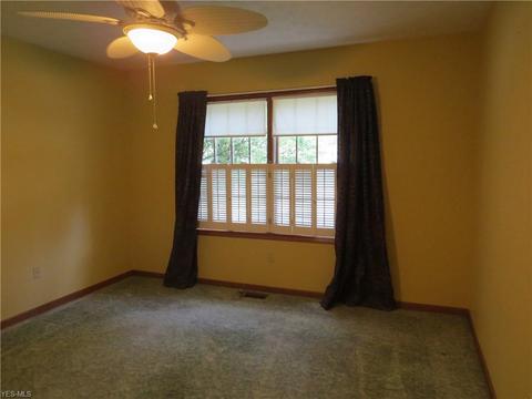 107 Stonehedge Dr, Elyria, OH 44035 photo 15