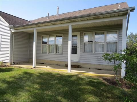 107 Stonehedge Dr, Elyria, OH 44035 photo 4